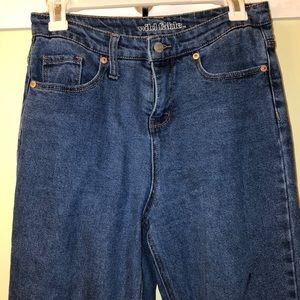 WILD FABLE MOM JEANS SIZE 2
